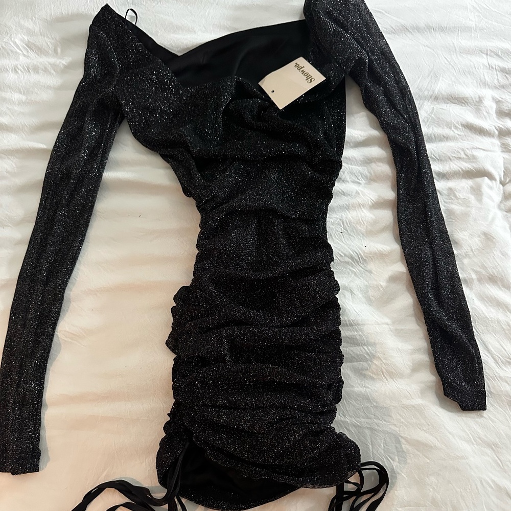 Shop-po mini dress/homecoming dress.